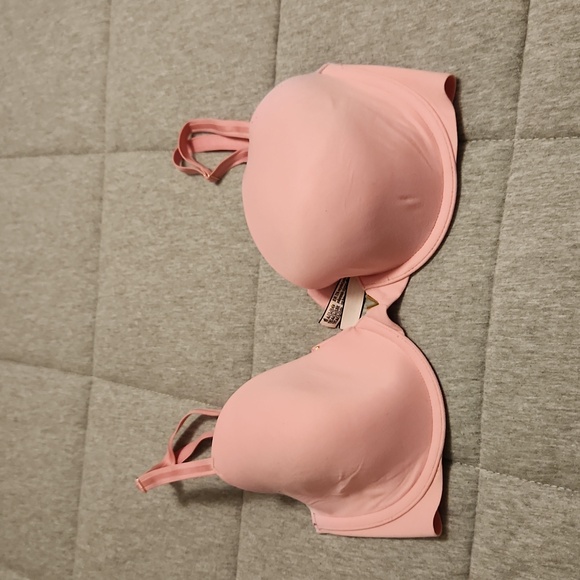 Victoria's Secret Other - Victoria's secret bra